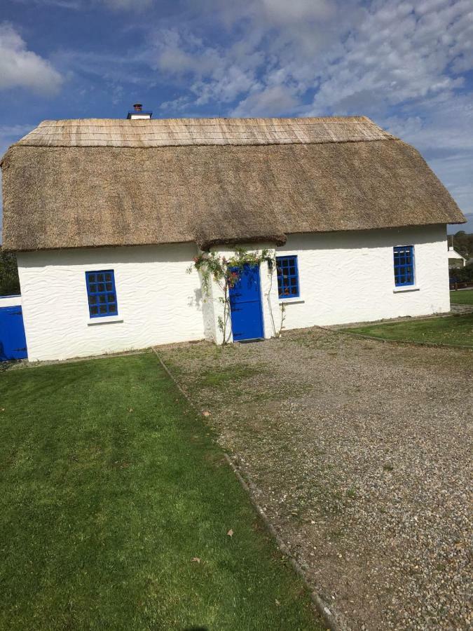 Dunguaire Thatched Cottages Galway Exterior photo